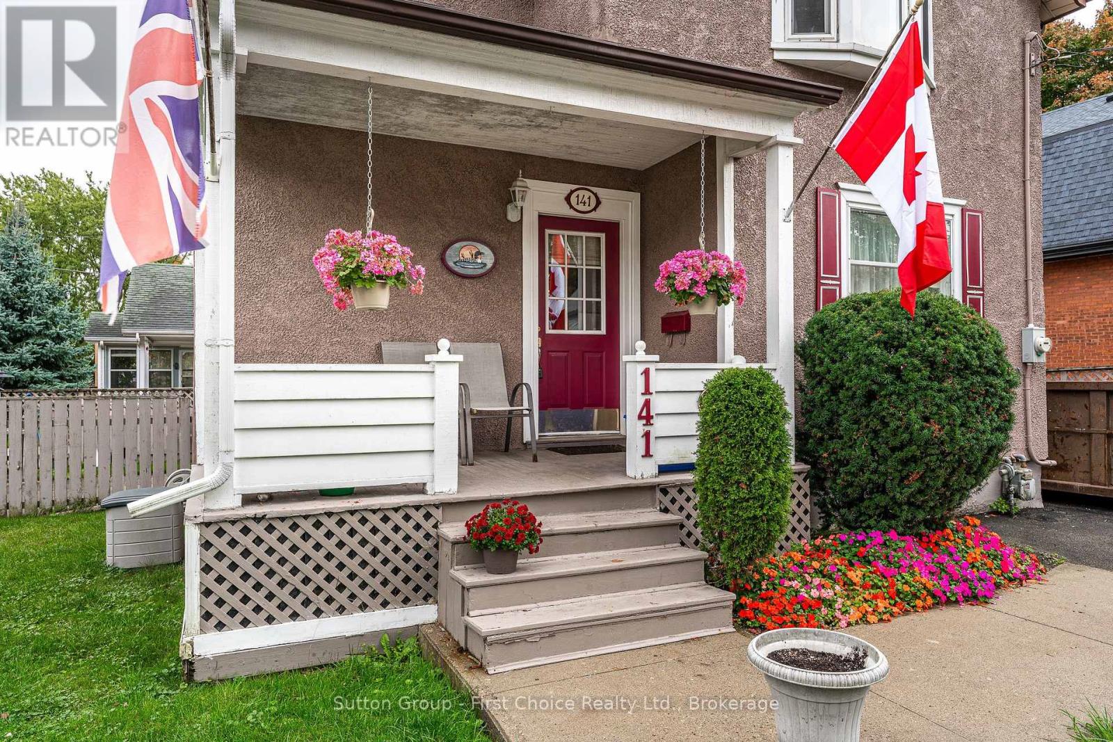 141 Perth Street, Stratford, Ontario N5A 3Y1 - Photo 4 - X12983104