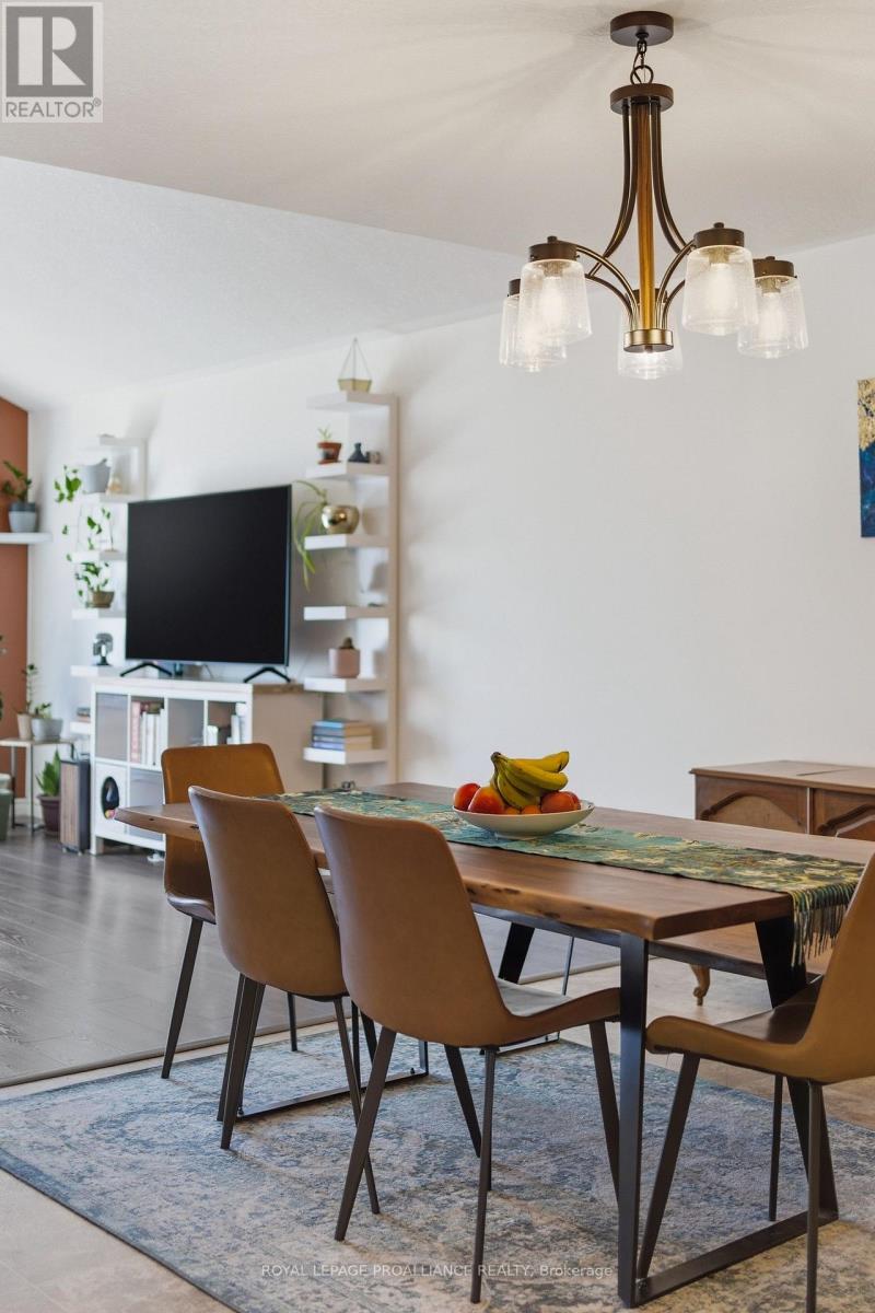 20 Chinook Street, Belleville, Ontario  K8P 0C4 - Photo 13 - X12983020