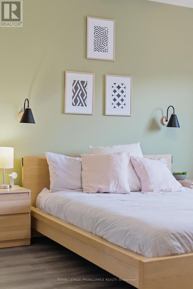 20 Chinook Street, Belleville, Ontario  K8P 0C4 - Photo 19 - X12983020