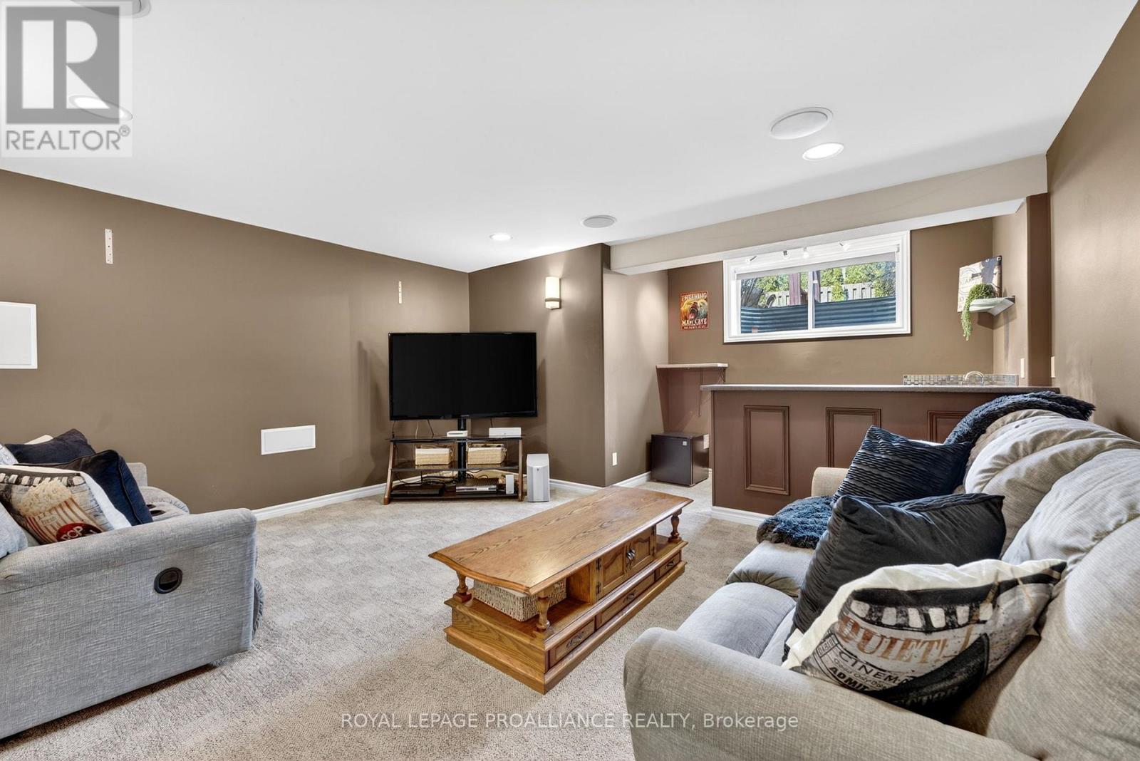 27 Gavey Street, Belleville, Ontario  K8N 0M1 - Photo 24 - X12983068