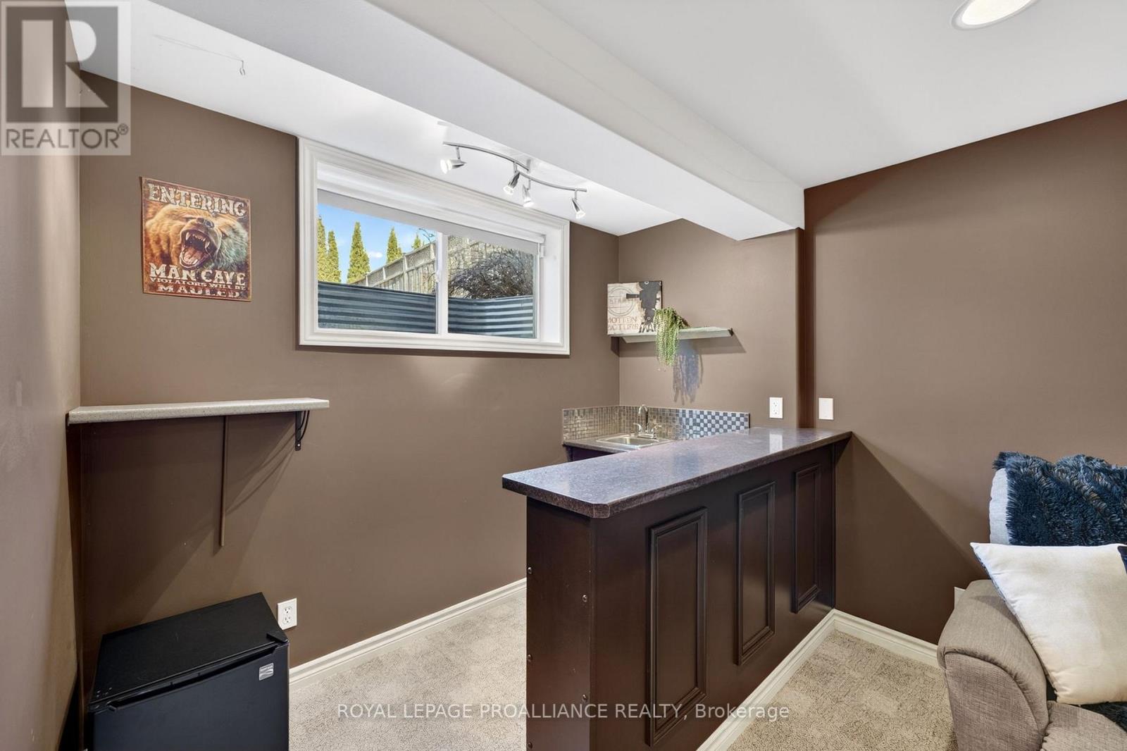 27 Gavey Street, Belleville, Ontario  K8N 0M1 - Photo 25 - X12983068