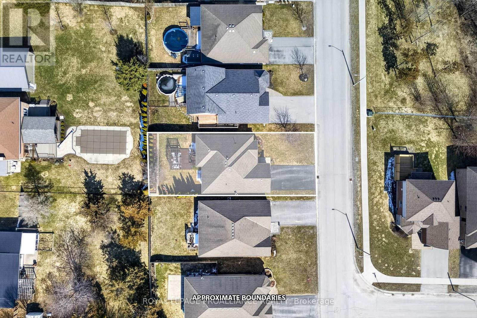 27 Gavey Street, Belleville, Ontario  K8N 0M1 - Photo 32 - X12983068