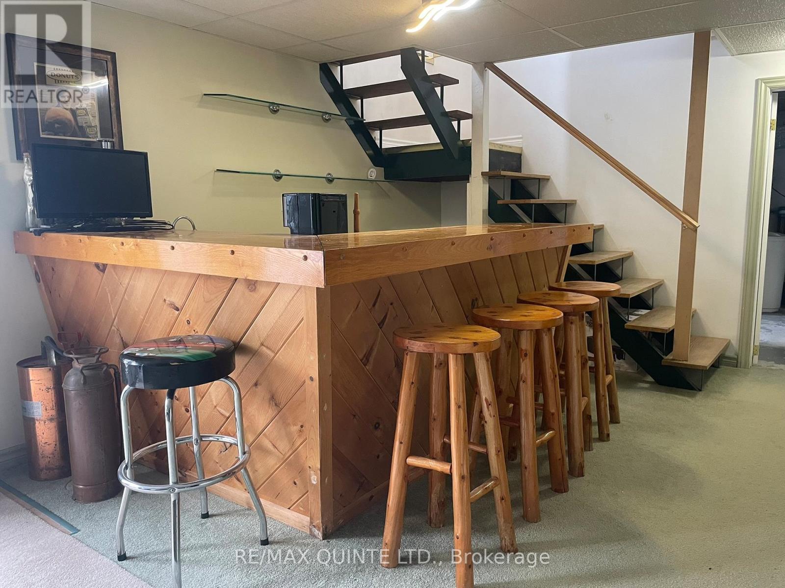 1752 County Road 3, Prince Edward County (Ameliasburg Ward), Ontario  K0K 1A0 - Photo 11 - X12983244