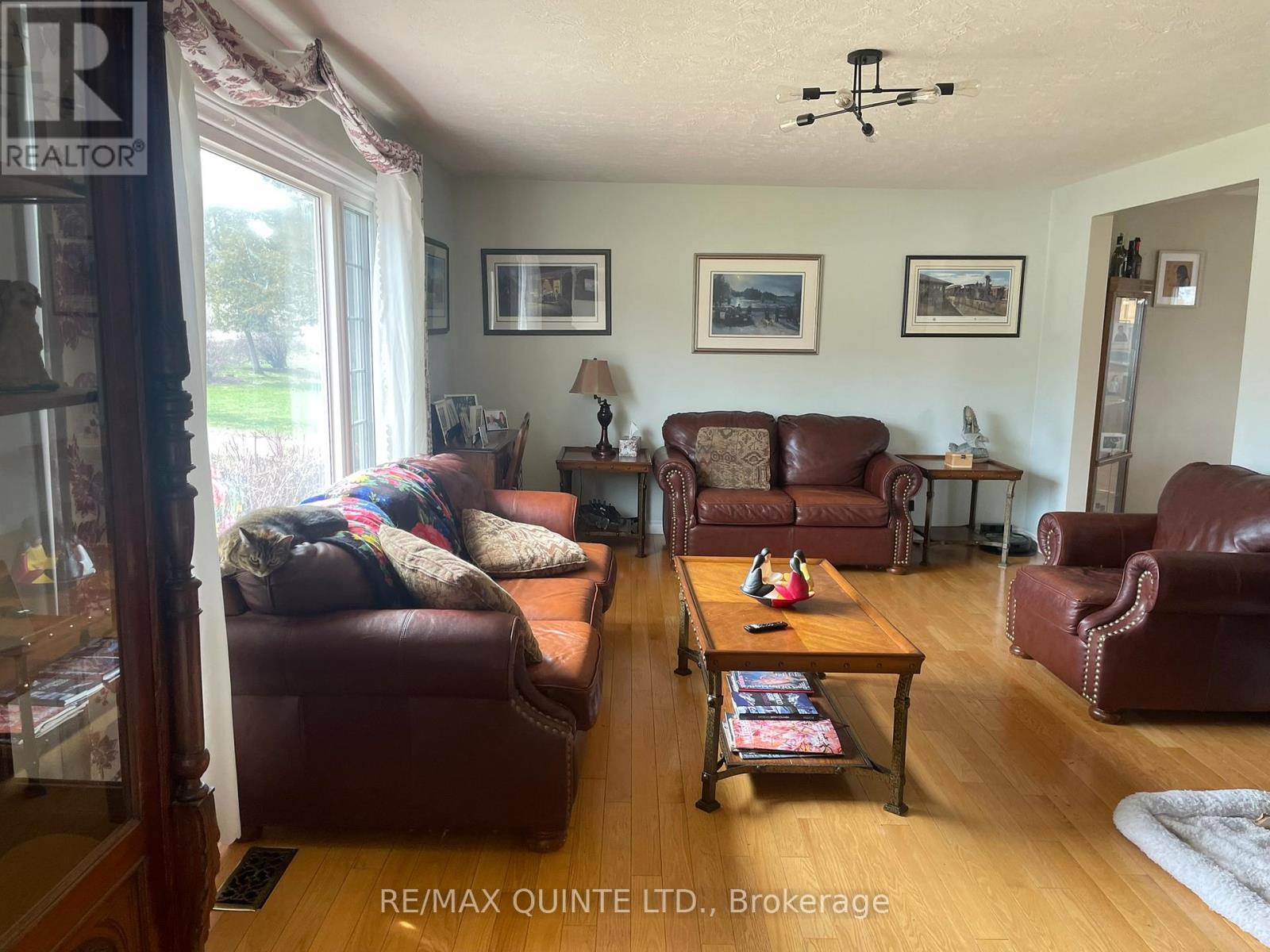 1752 County Road 3, Prince Edward County (Ameliasburg Ward), Ontario  K0K 1A0 - Photo 4 - X12983244
