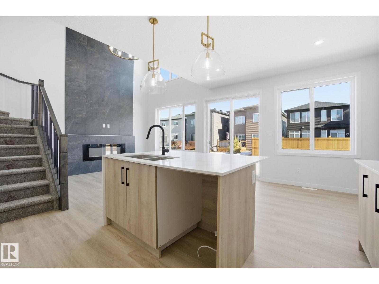 1527 Siskin Link Li Nw, Edmonton, Alberta  T5S 0T9 - Photo 8 - E4474760