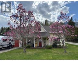 661 C Avenue, Kaslo, British Columbia