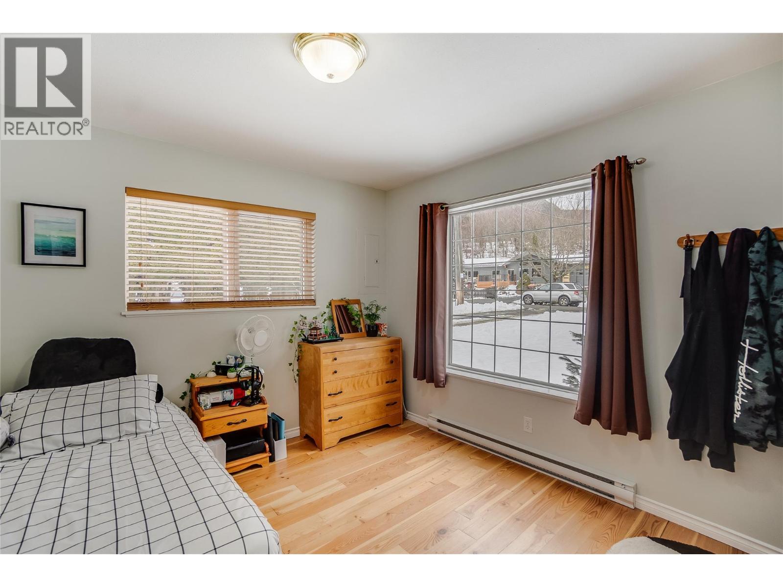 661 C Avenue, Kaslo, British Columbia  V0G 1M0 - Photo 33 - 10377055