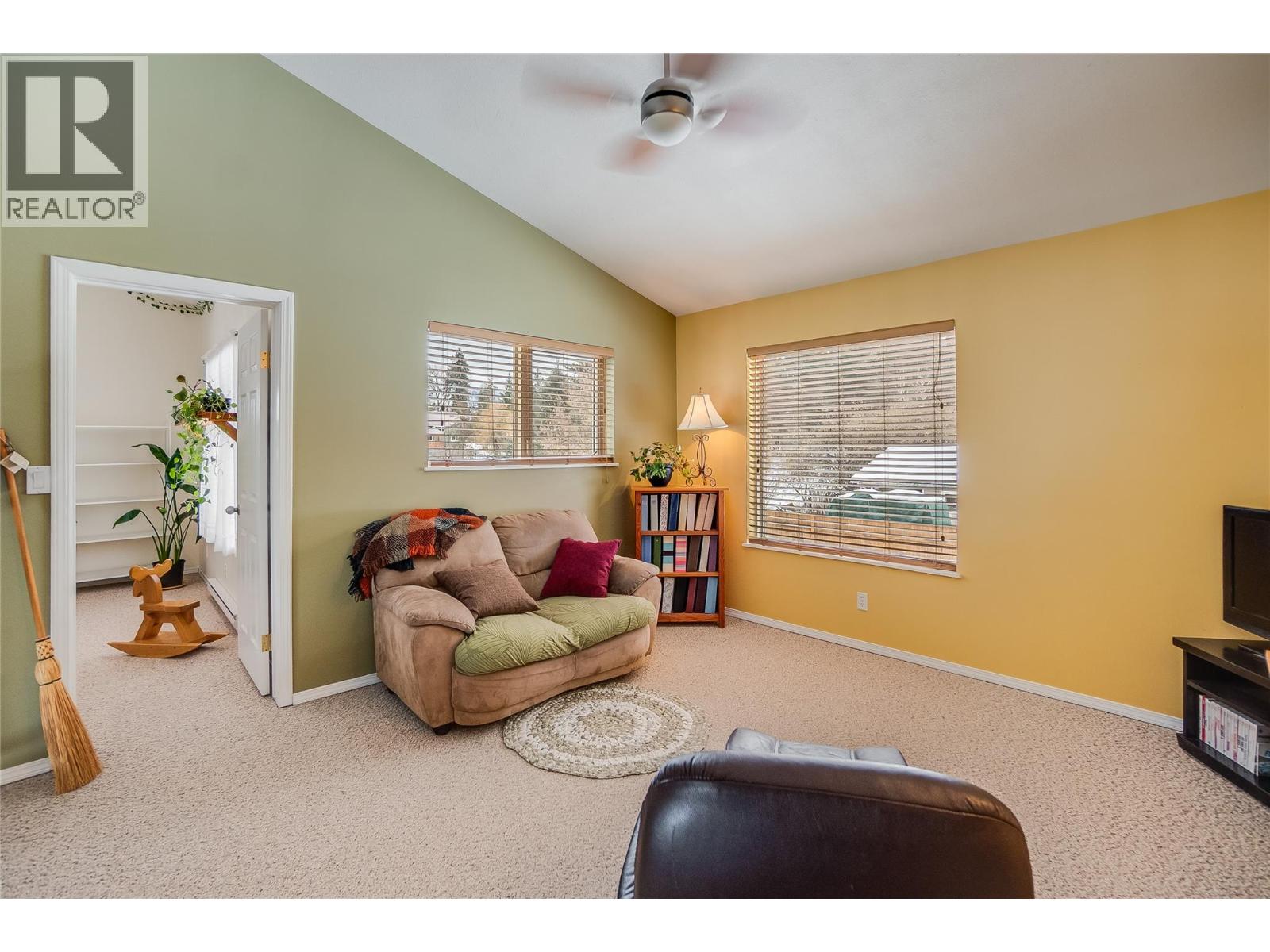 661 C Avenue, Kaslo, British Columbia  V0G 1M0 - Photo 48 - 10377055