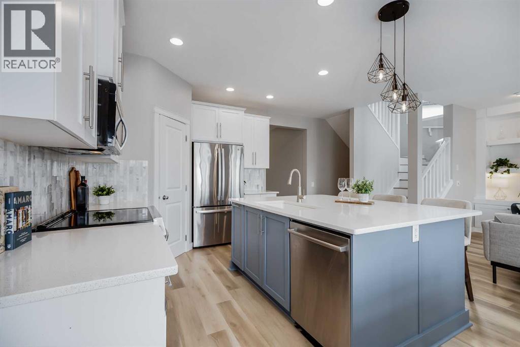 27 Everoak Bay SW, Calgary, Alberta  T2Y 0A2 - Photo 8 - A2287742