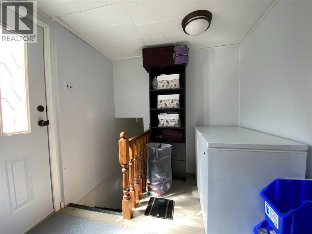 1809 129 Street, Blairmore, Alberta  T0K 0E0 - Photo 18 - A2299536