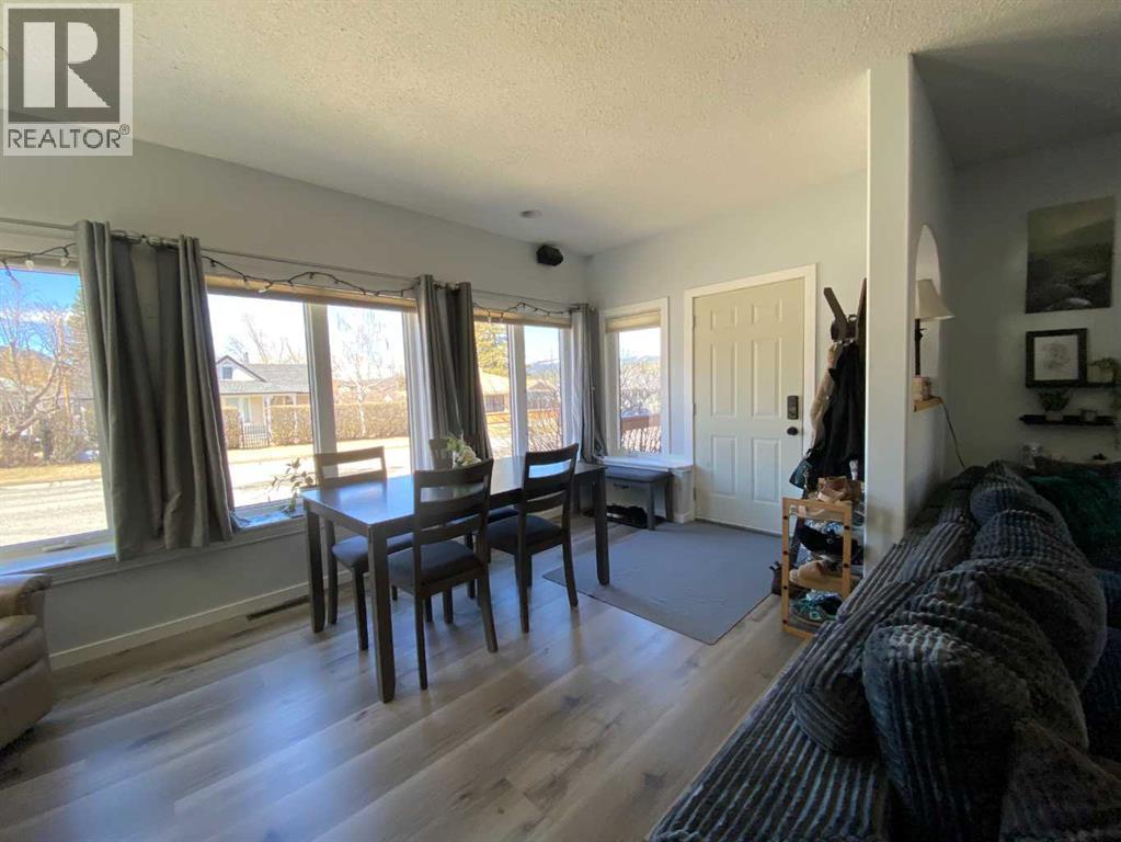 1809 129 Street, Blairmore, Alberta  T0K 0E0 - Photo 11 - A2299536