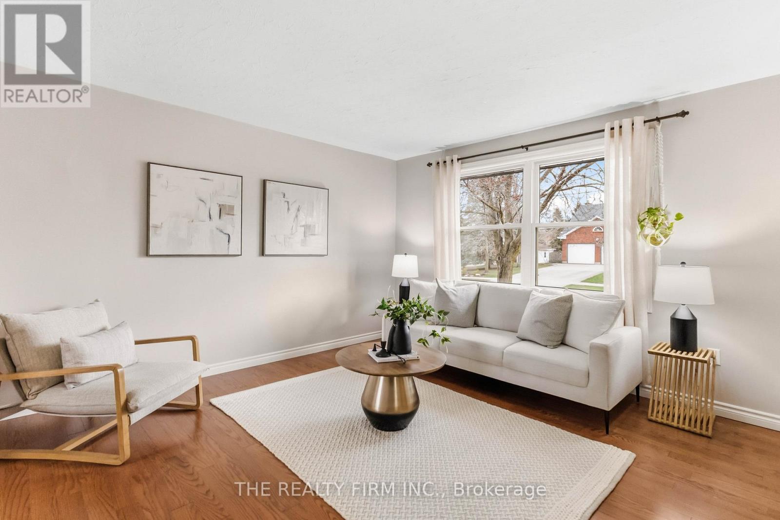 324 Oak Avenue, Strathroy-Caradoc, Ontario  N7G 3T2 - Photo 11 - X12983142