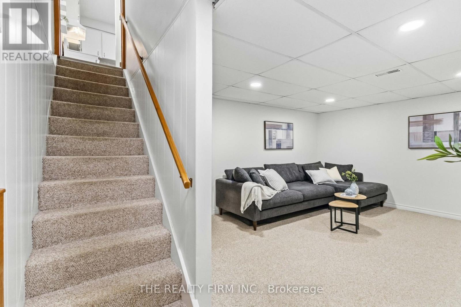 324 Oak Avenue, Strathroy-Caradoc, Ontario  N7G 3T2 - Photo 35 - X12983142