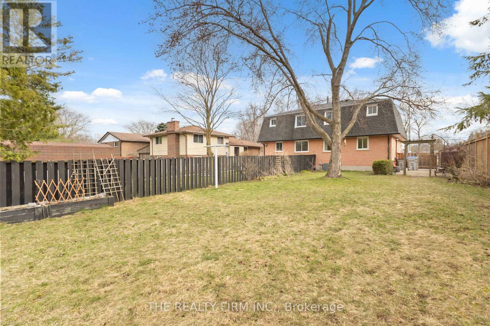 324 Oak Avenue, Strathroy-Caradoc, Ontario  N7G 3T2 - Photo 40 - X12983142