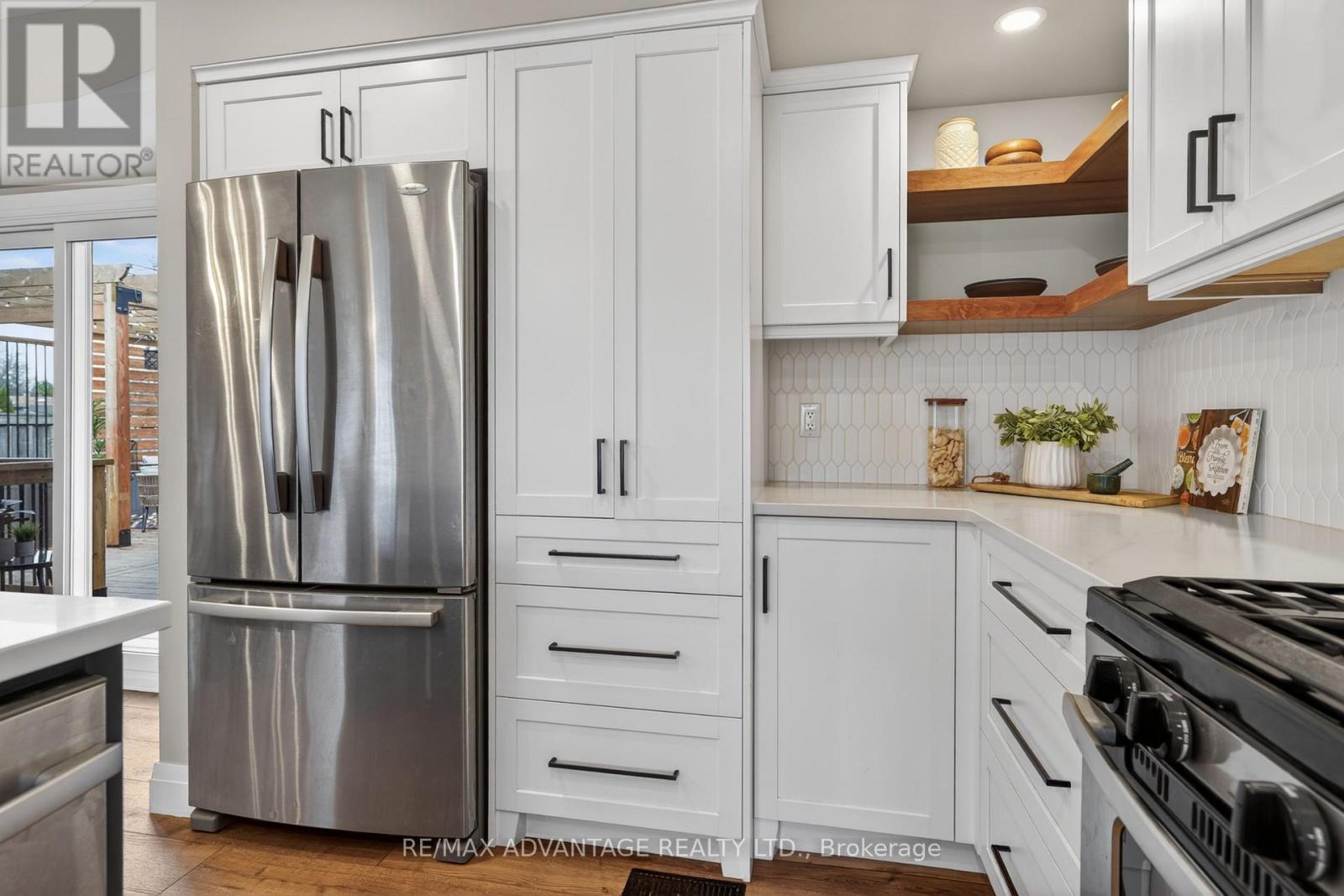 7 Gustin Avenue, London South, Ontario  N6P 1C2 - Photo 10 - X12983154