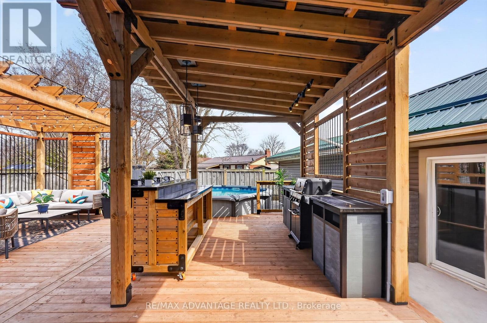 7 Gustin Avenue, London South, Ontario  N6P 1C2 - Photo 33 - X12983154