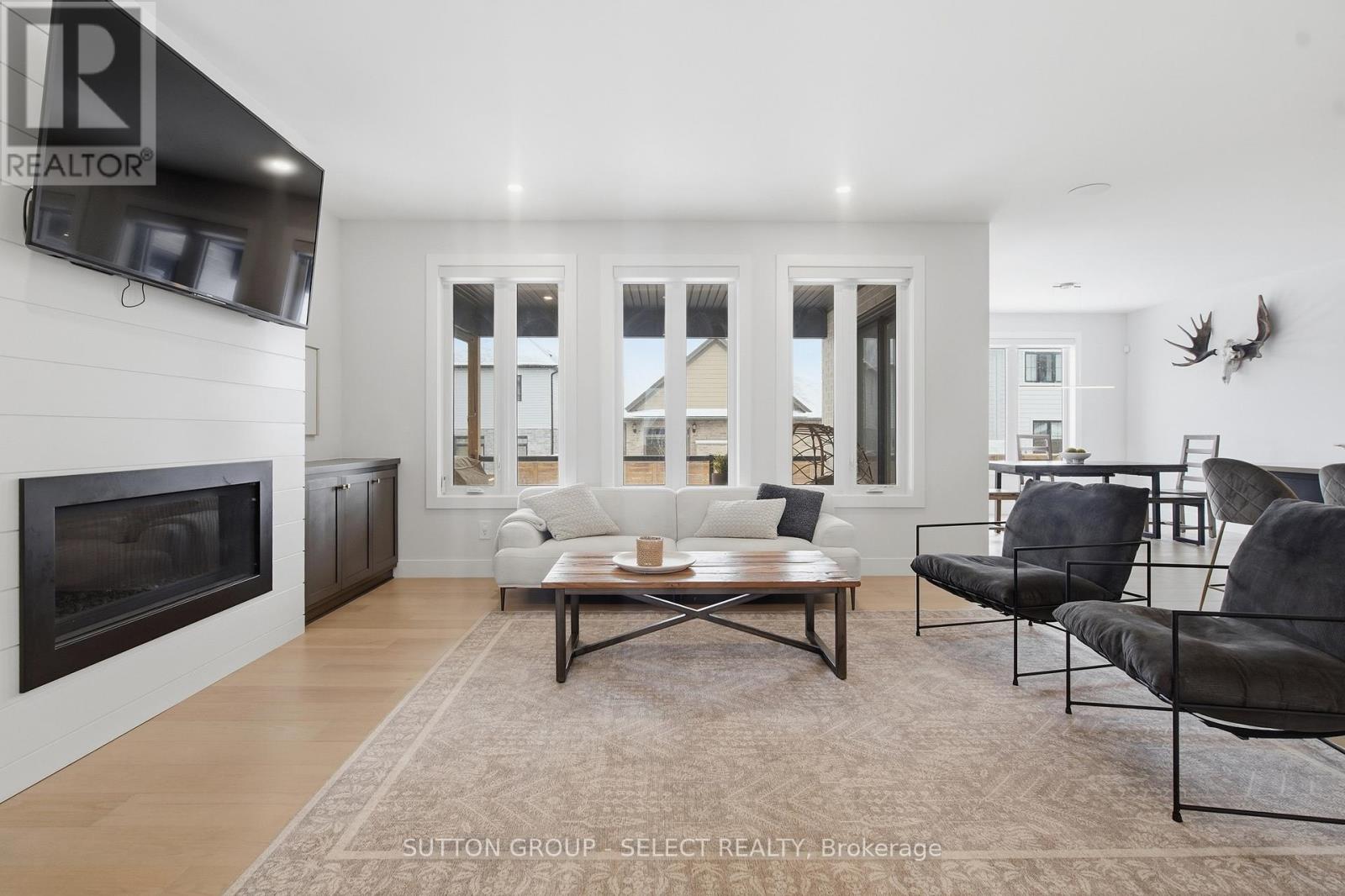 1886 Fountain Grass Drive, London South, Ontario  N6K 0K7 - Photo 9 - X12983280