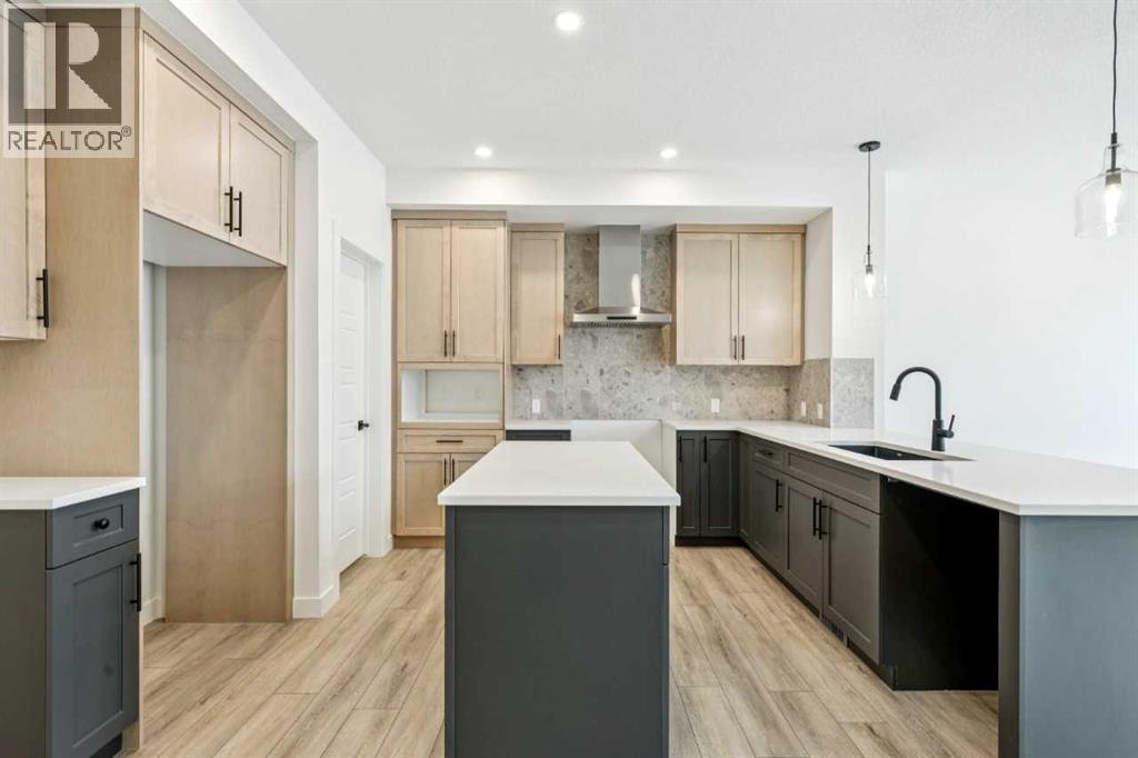 112 Amblefield Grove NW, Calgary, Alberta  T3P 2L4 - Photo 9 - A2288950