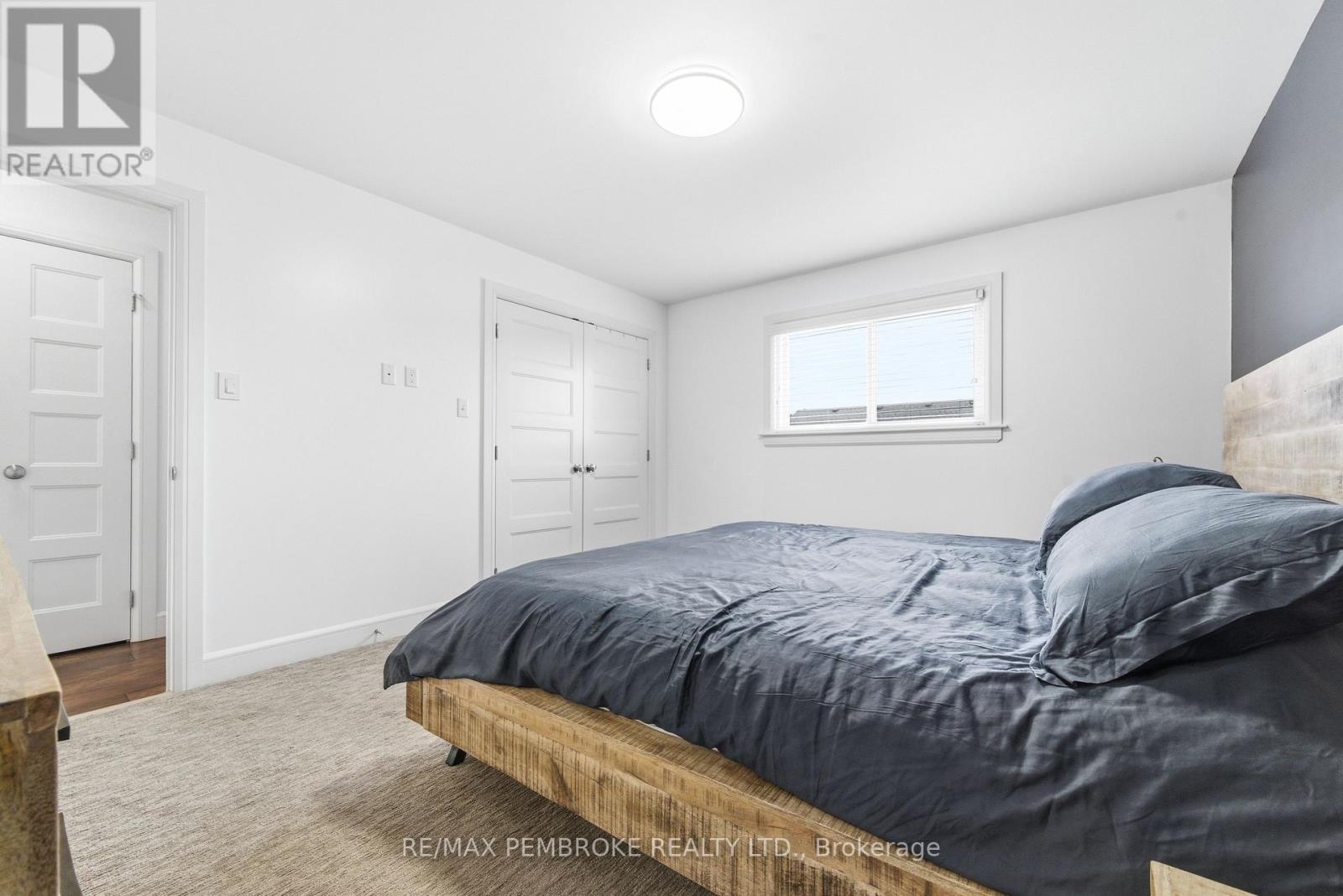 20 Liam Street, Petawawa, Ontario  K8H 0C2 - Photo 22 - X12983096