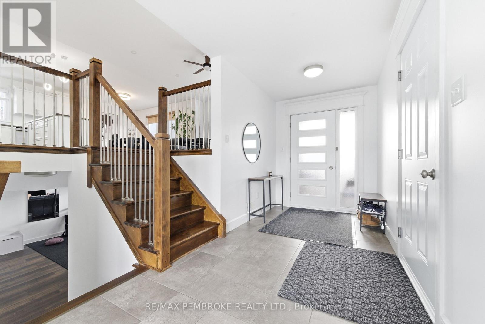 20 Liam Street, Petawawa, Ontario  K8H 0C2 - Photo 30 - X12983096