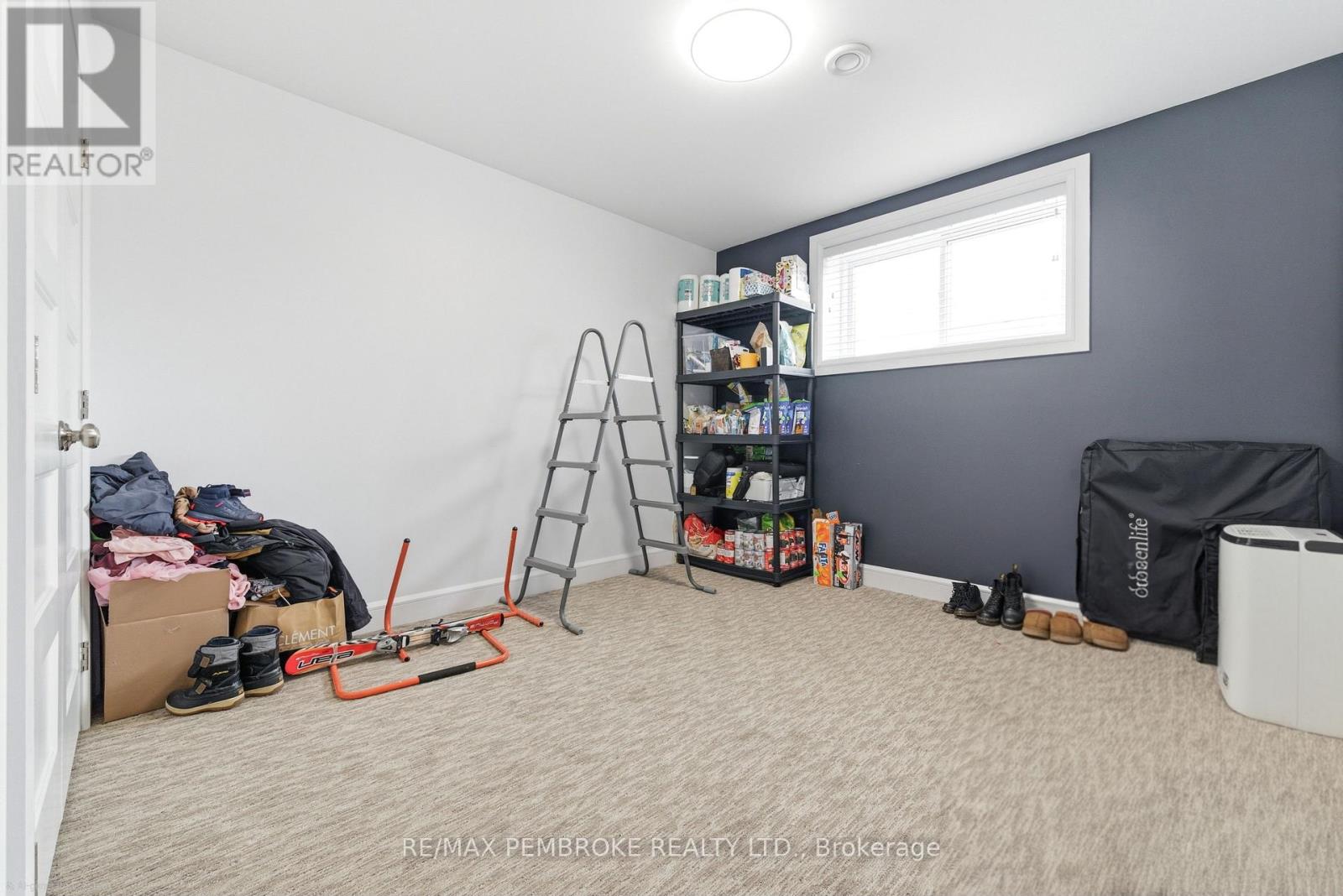 20 Liam Street, Petawawa, Ontario  K8H 0C2 - Photo 38 - X12983096