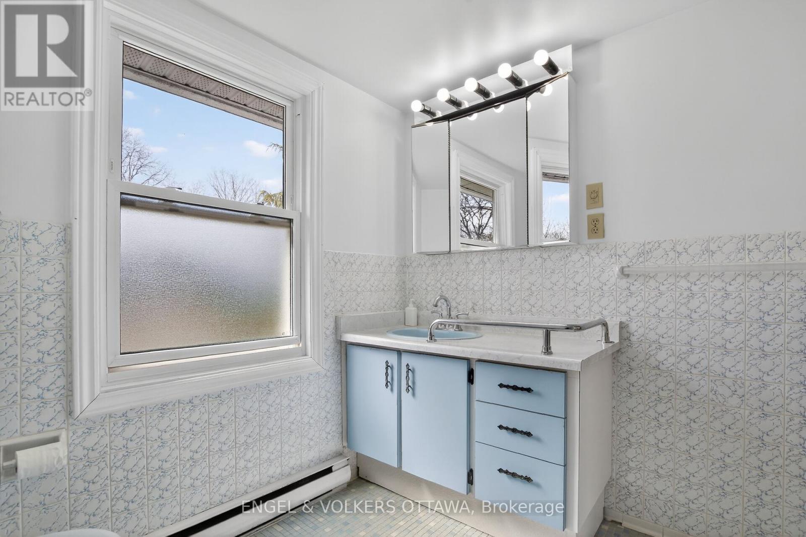 193 Cunningham Avenue S, Ottawa, Ontario K1H 6A7 - Photo 22 - X12983014