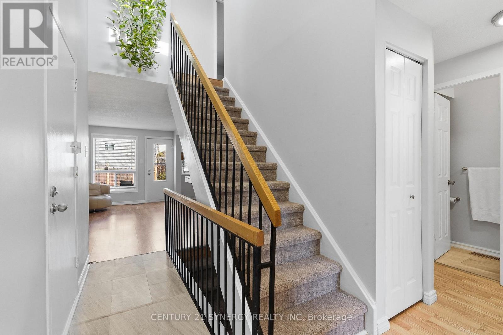 45 Tedwyn Drive, Ottawa, Ontario  K2J 1P9 - Photo 4 - X12983078