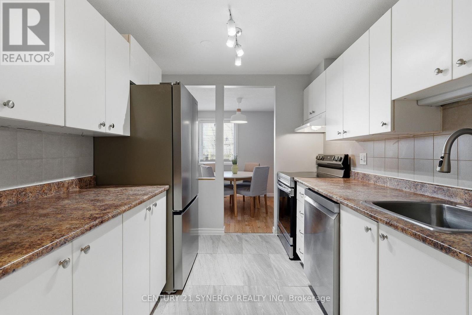 45 Tedwyn Drive, Ottawa, Ontario  K2J 1P9 - Photo 9 - X12983078