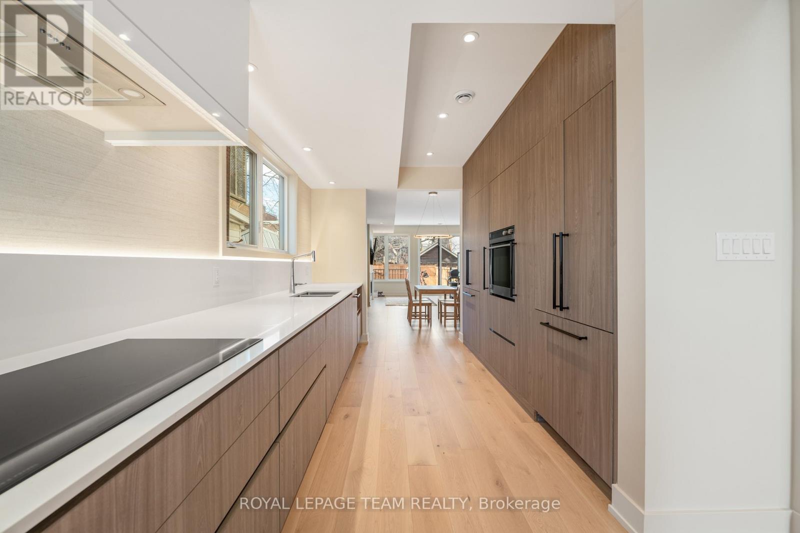 B - 13 Fifth Avenue, Ottawa, Ontario  K1S 2M2 - Photo 13 - X12983266