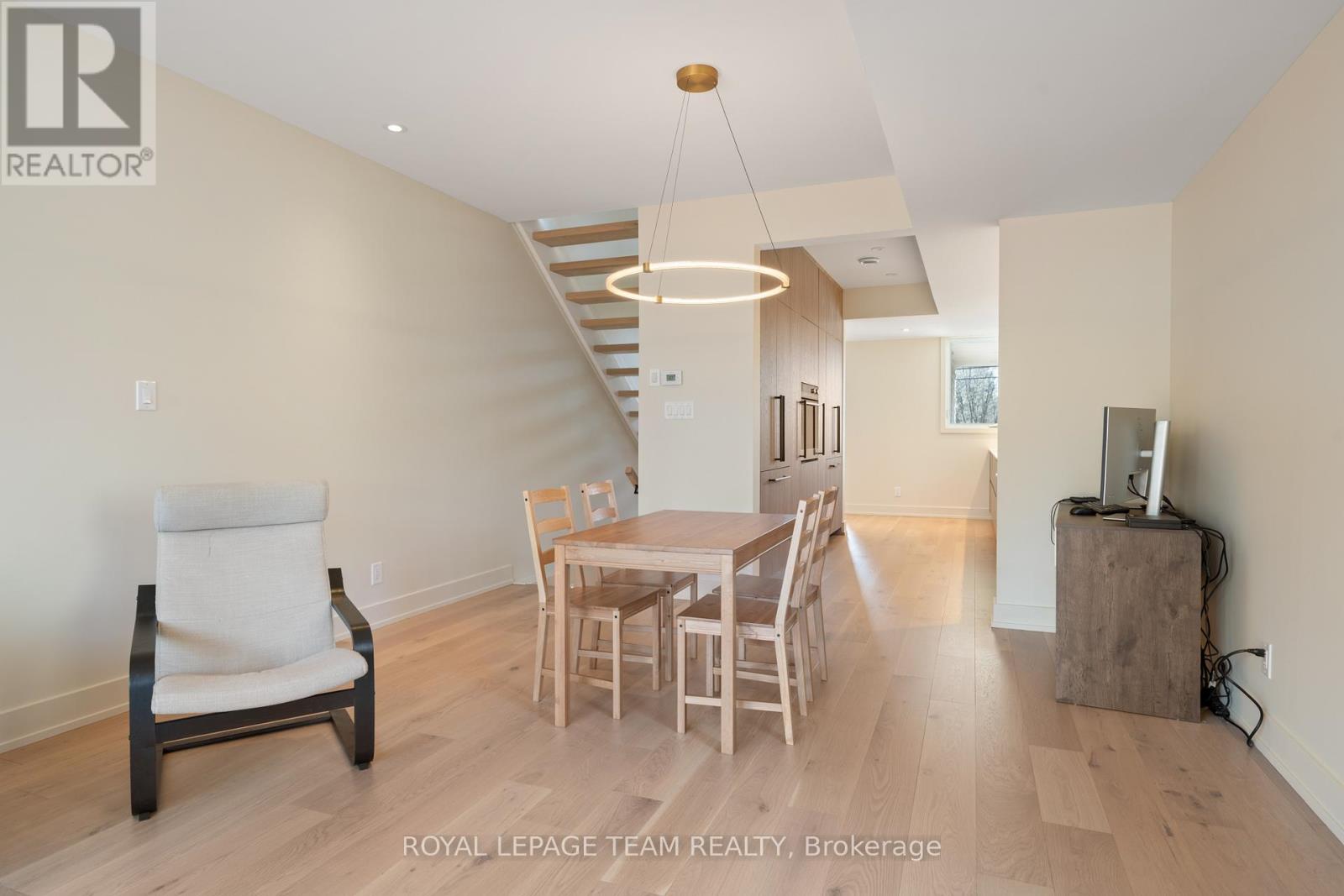 B - 13 Fifth Avenue, Ottawa, Ontario  K1S 2M2 - Photo 8 - X12983266