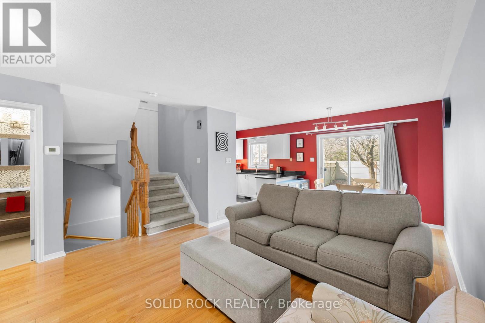 77 Markland Crescent, Ottawa, Ontario  K2G 5Z6 - Photo 11 - X12983268