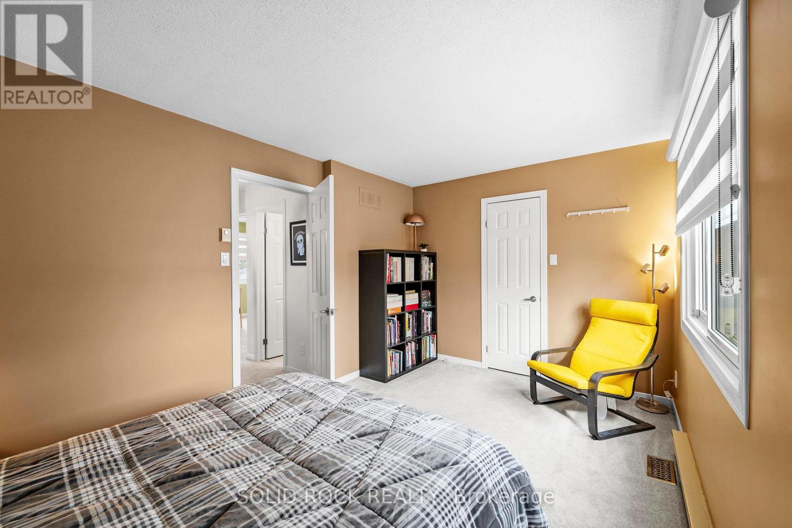 77 Markland Crescent, Ottawa, Ontario  K2G 5Z6 - Photo 24 - X12983268