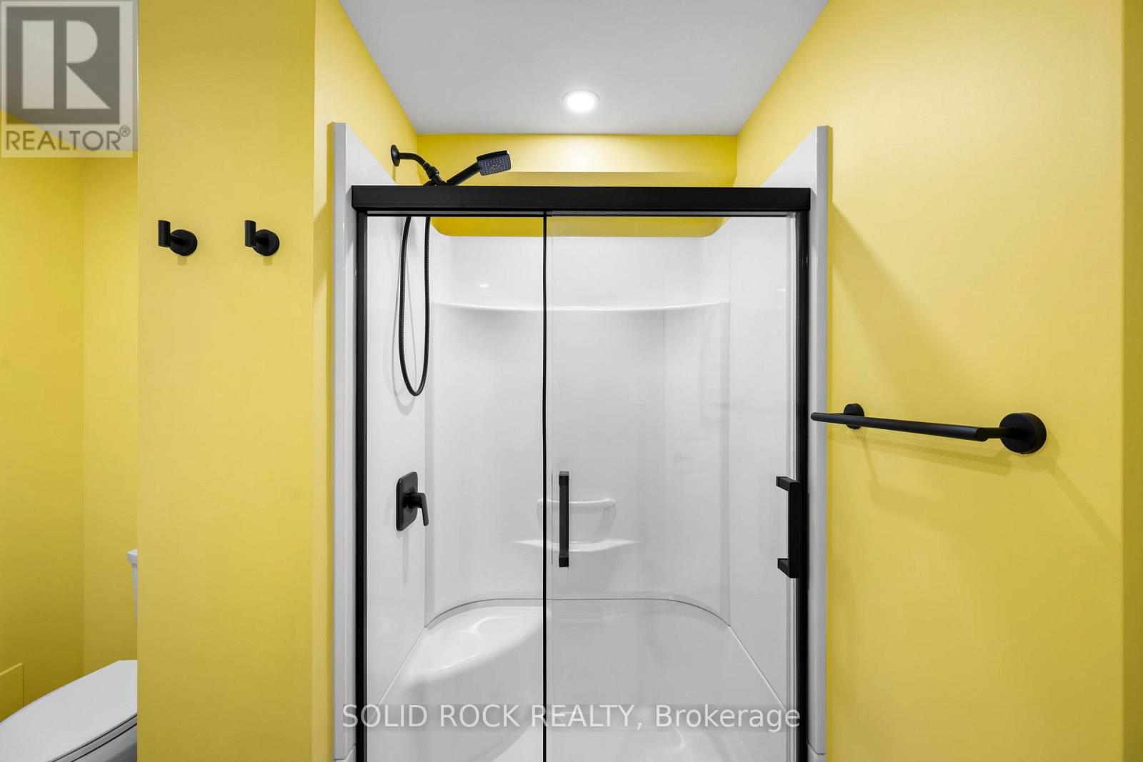 77 Markland Crescent, Ottawa, Ontario  K2G 5Z6 - Photo 35 - X12983268