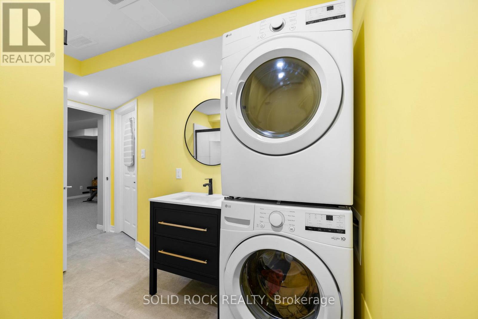 77 Markland Crescent, Ottawa, Ontario  K2G 5Z6 - Photo 36 - X12983268