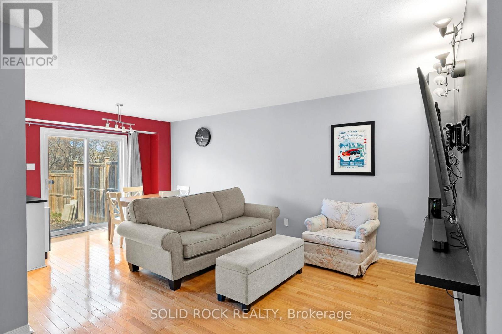 77 Markland Crescent, Ottawa, Ontario  K2G 5Z6 - Photo 7 - X12983268
