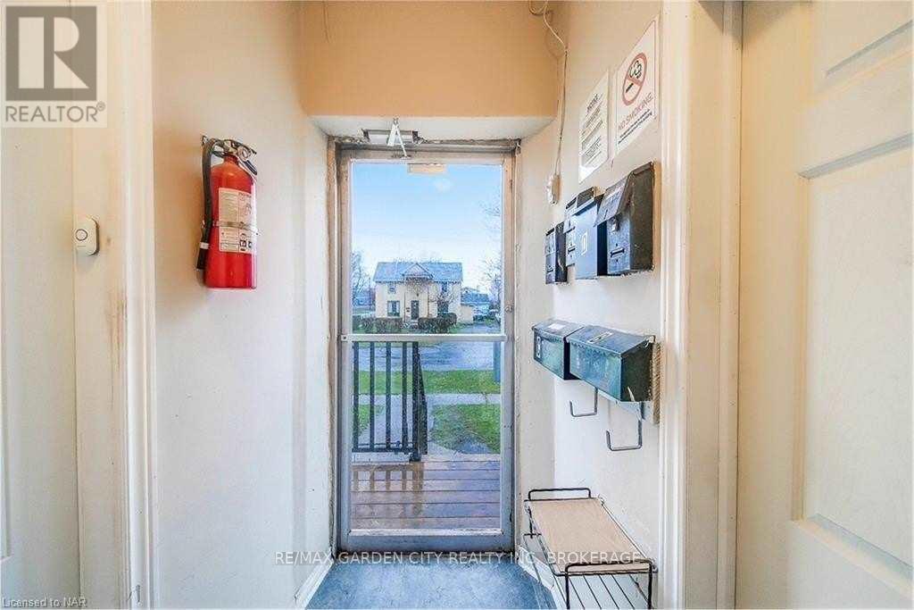 99 Beatrice Street, Welland, Ontario  L3B 2Z2 - Photo 13 - X12983216