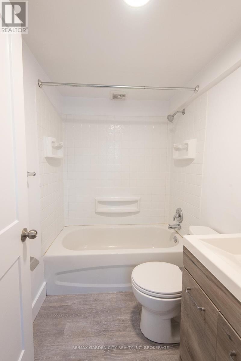 99 Beatrice Street, Welland, Ontario  L3B 2Z2 - Photo 36 - X12983216