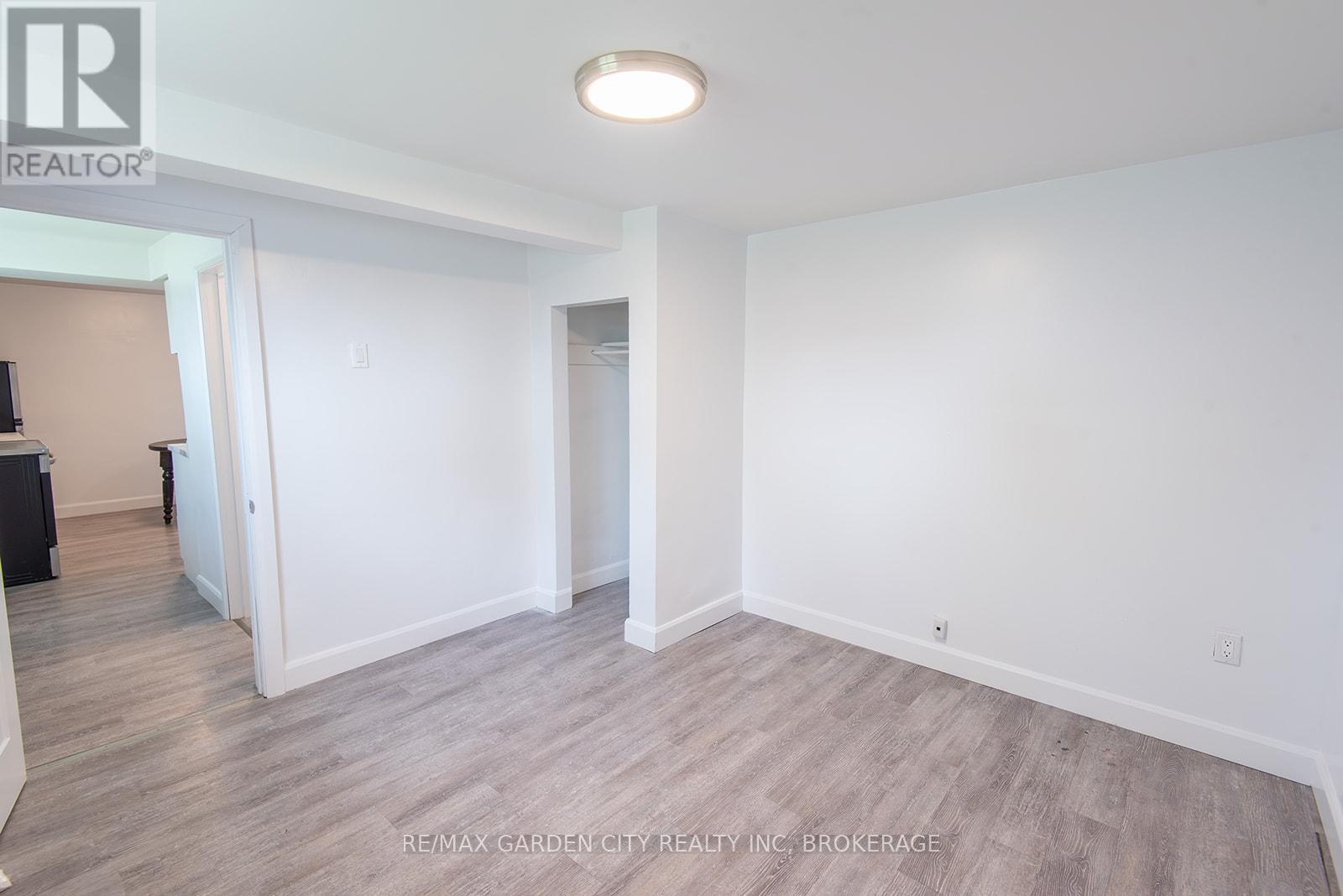 99 Beatrice Street, Welland, Ontario  L3B 2Z2 - Photo 8 - X12983216