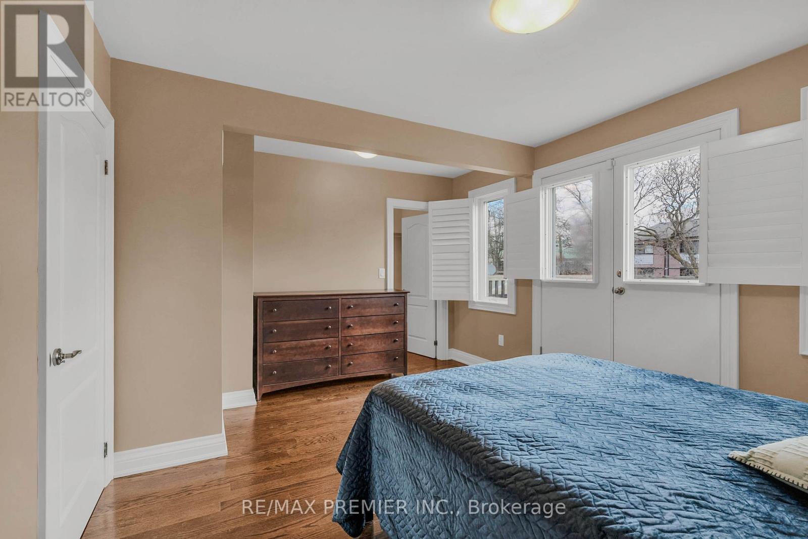 215 Grace Street, Toronto, Ontario  M6G 3A7 - Photo 18 - C12971848