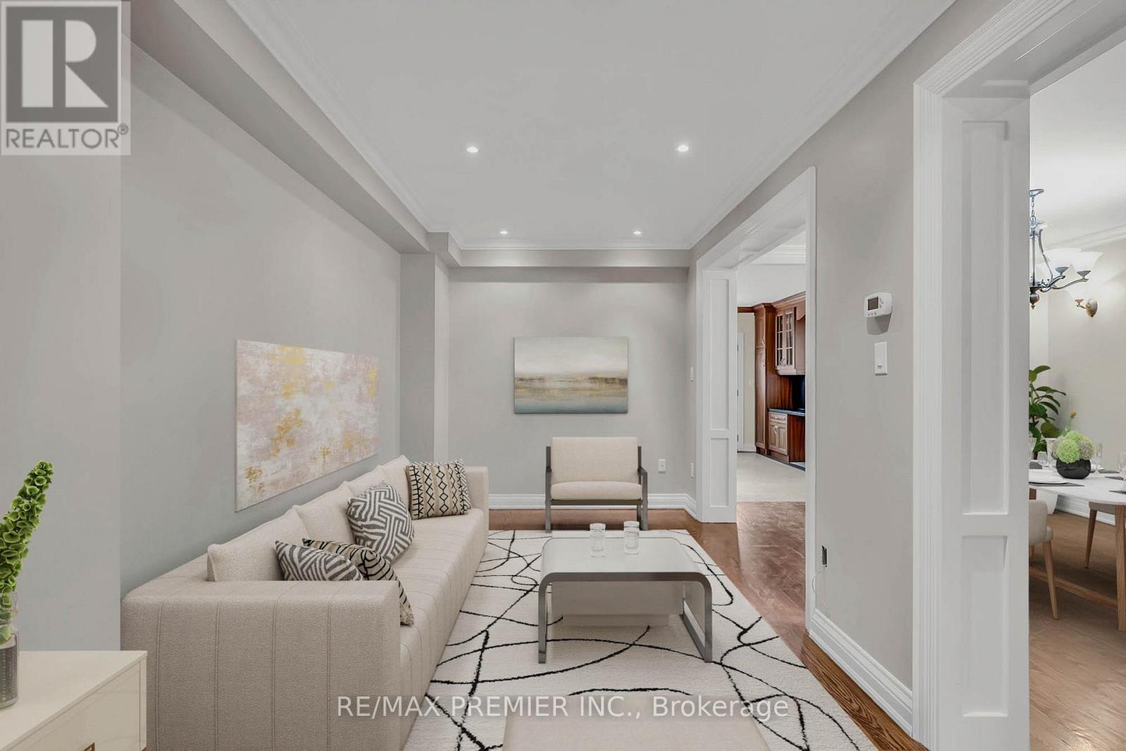 215 Grace Street, Toronto, Ontario  M6G 3A7 - Photo 10 - C12971848