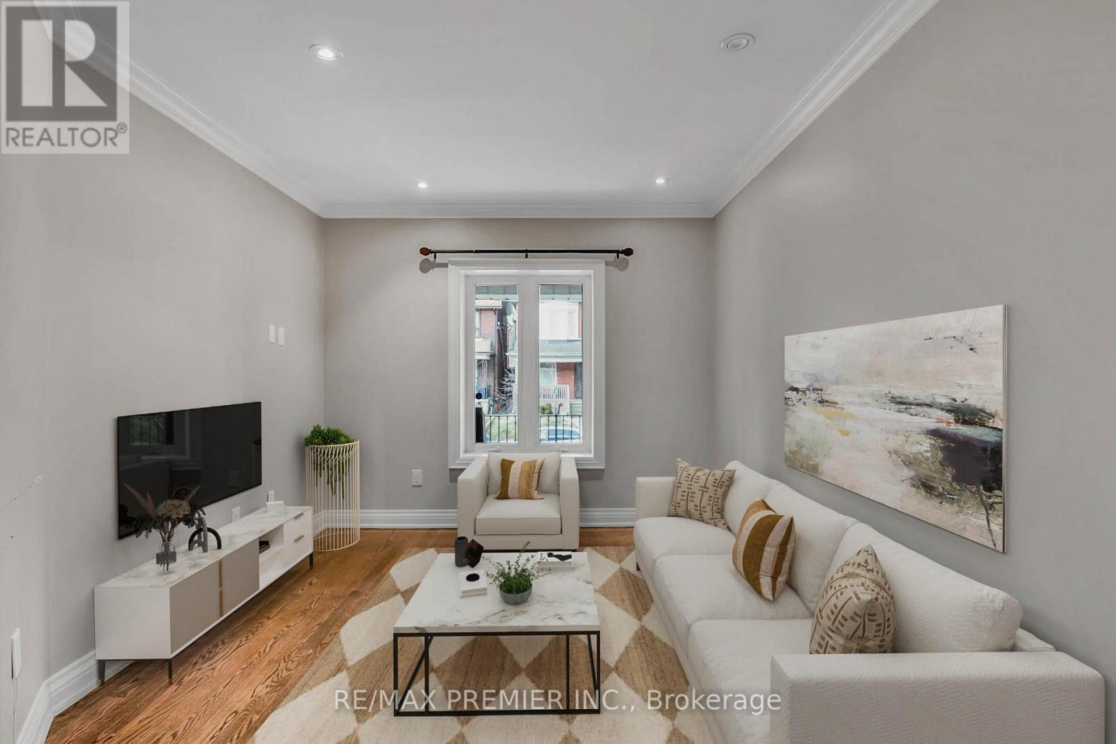 215 Grace Street, Toronto, Ontario  M6G 3A7 - Photo 7 - C12971848