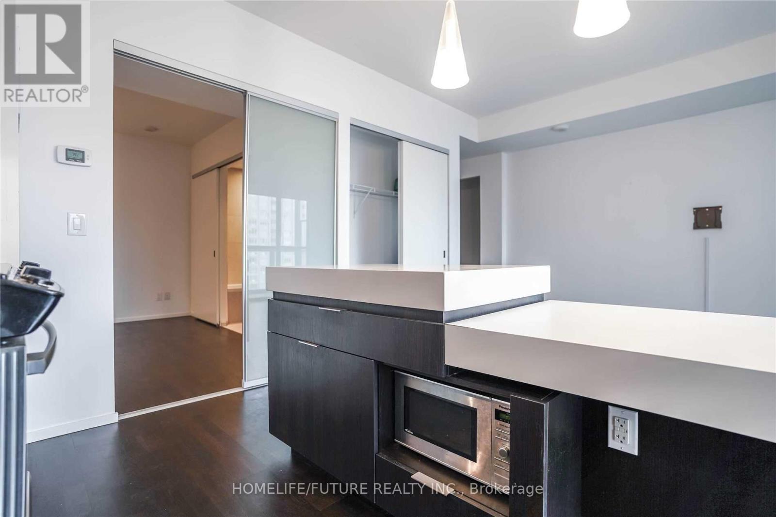 1108 - 101 Charles Street E, Toronto, Ontario  M4Y 0A9 - Photo 15 - C12978334