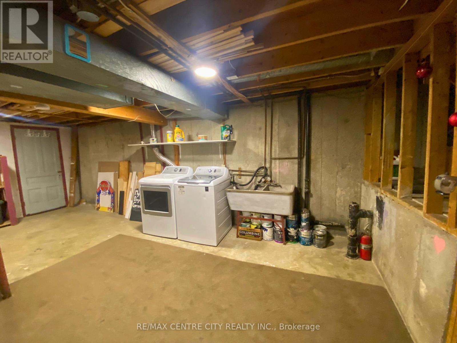 186 Centre Street, St. Thomas, Ontario  N5R 3A4 - Photo 24 - X12761786