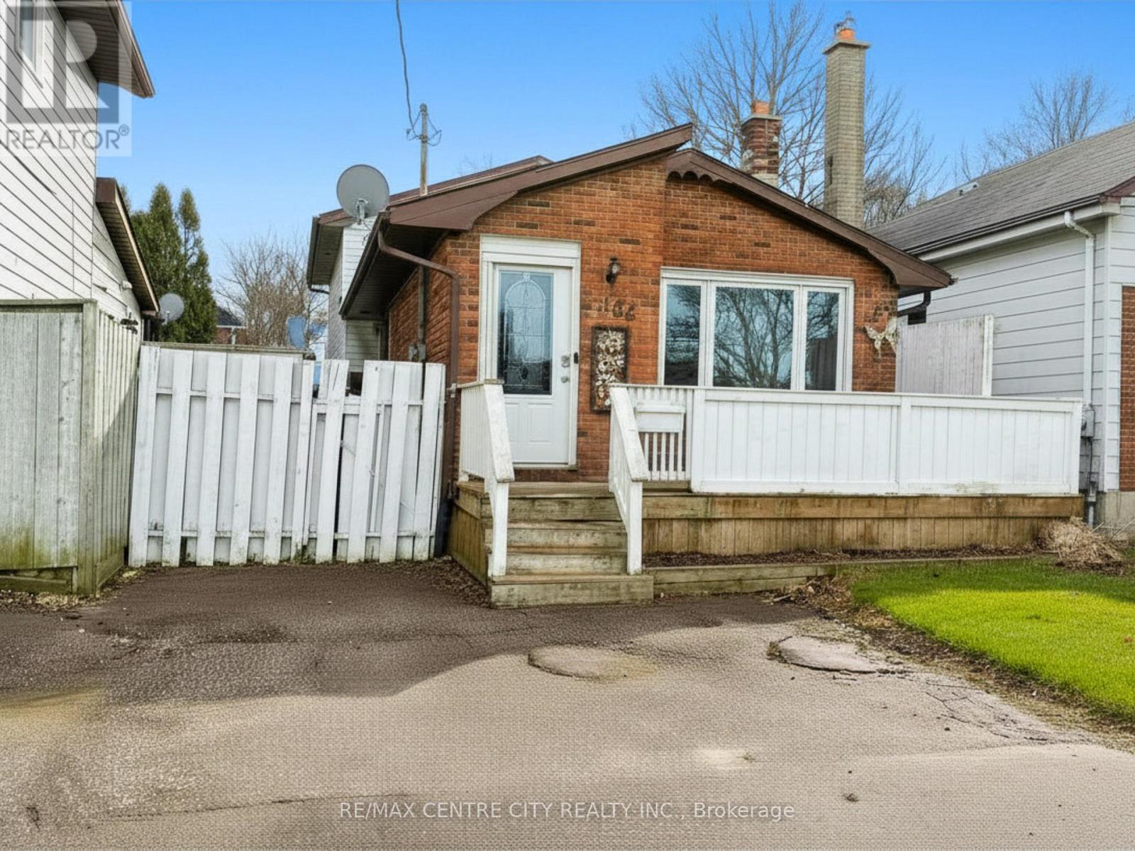 186 Centre Street, St. Thomas, Ontario  N5R 3A4 - Photo 28 - X12761786