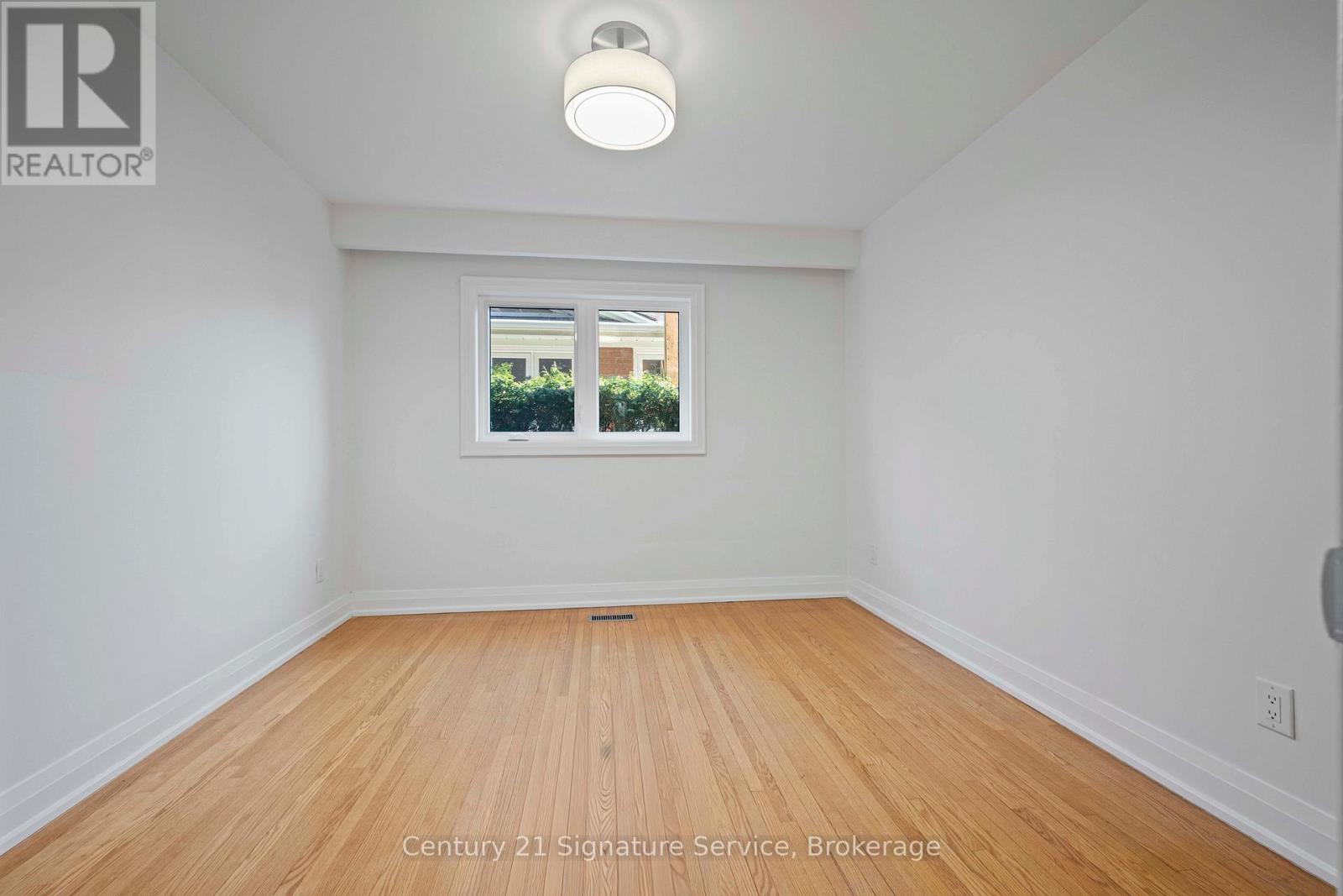 2362 Denise Road, Mississauga, Ontario  L4X 1J4 - Photo 23 - W12981388