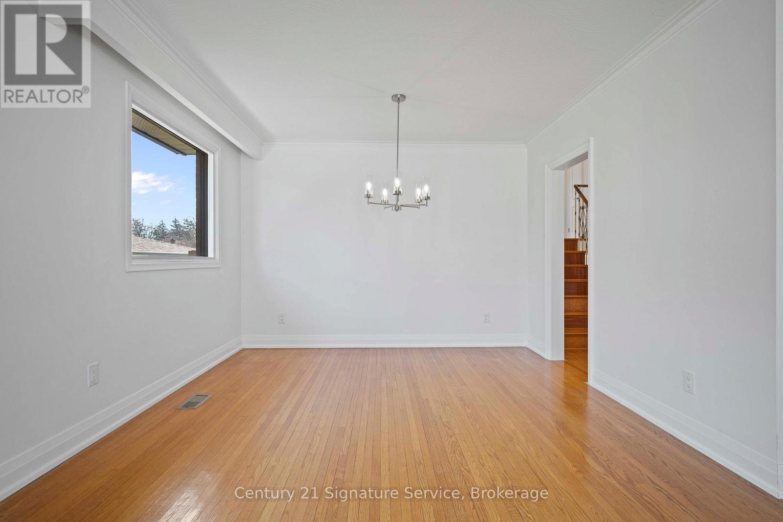 2362 Denise Road, Mississauga, Ontario  L4X 1J4 - Photo 10 - W12981388