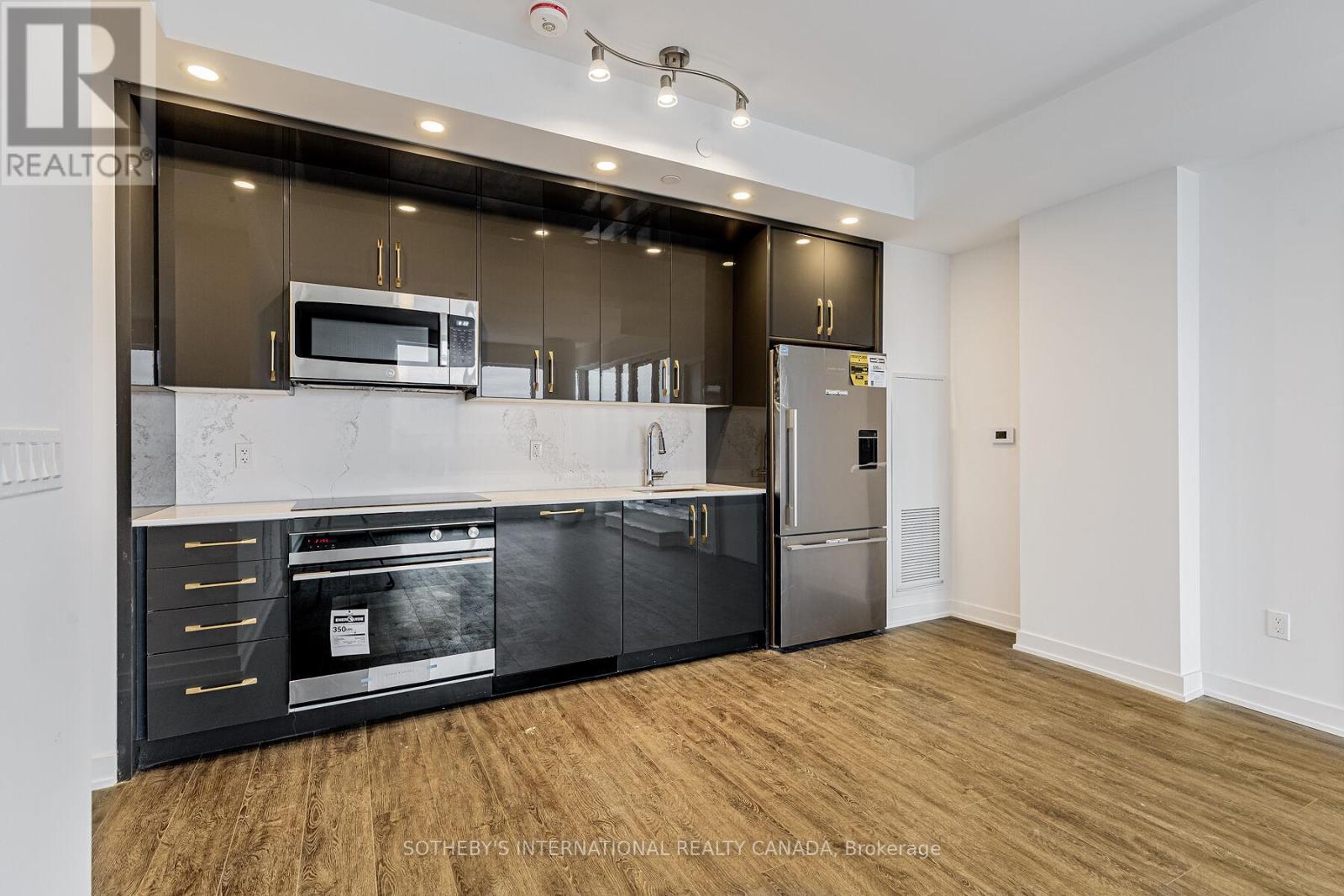 801 - 1 Cardiff Road, Toronto, Ontario  M4P 0G2 - Photo 10 - C12983160