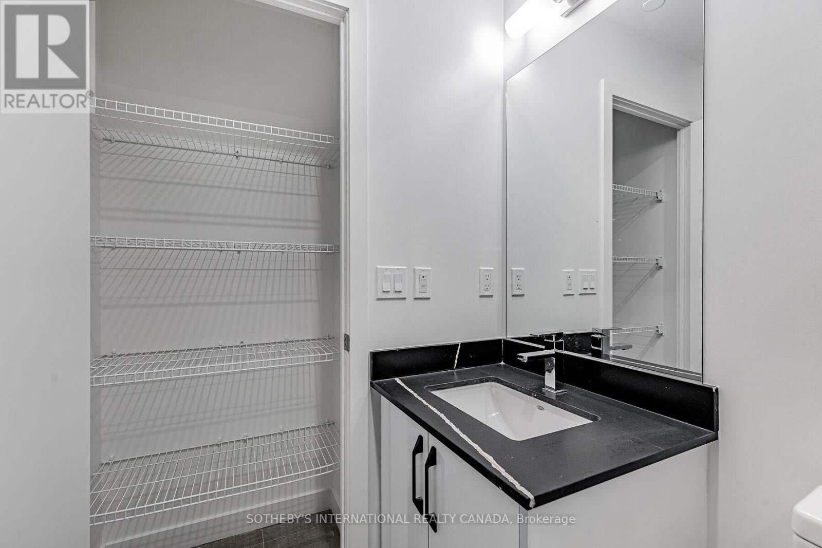 801 - 1 Cardiff Road, Toronto, Ontario  M4P 0G2 - Photo 12 - C12983160