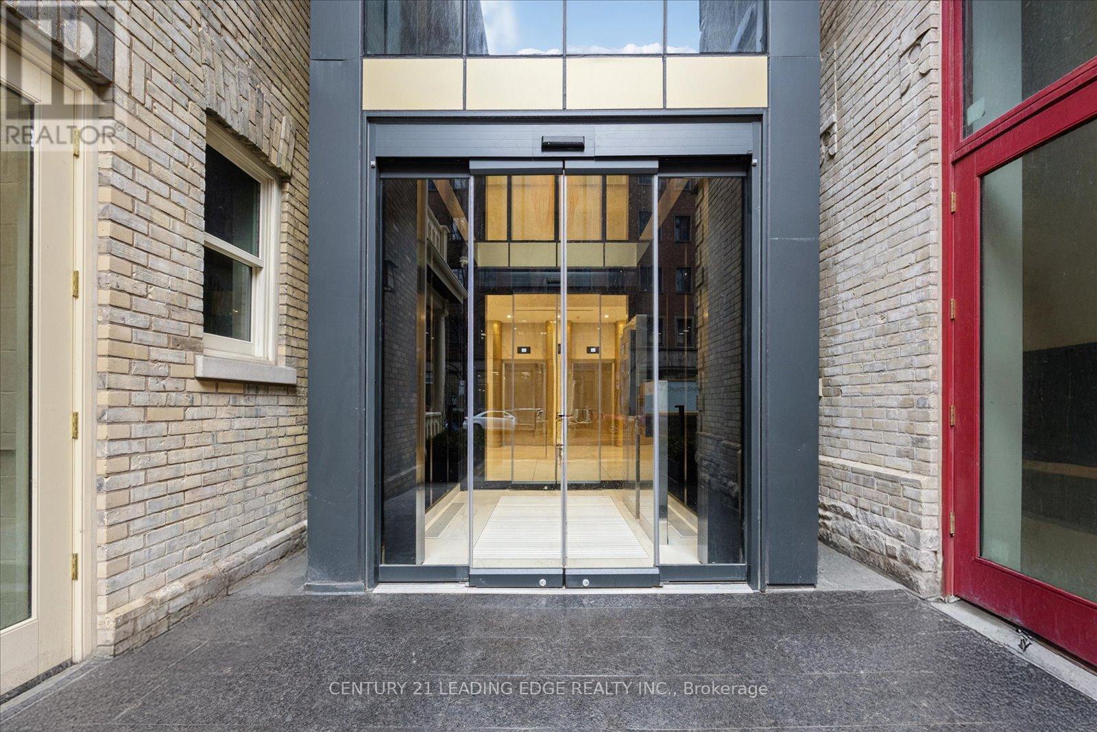 3702 - 634 Church Street, Toronto, Ontario  M4Y 0G9 - Photo 2 - C12983212