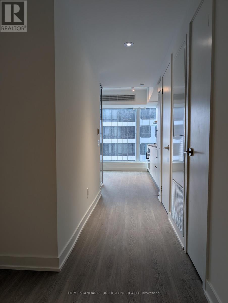 2505 - 8 Wellesley Street W, Toronto, Ontario  M4Y 0J5 - Photo 13 - C12983222